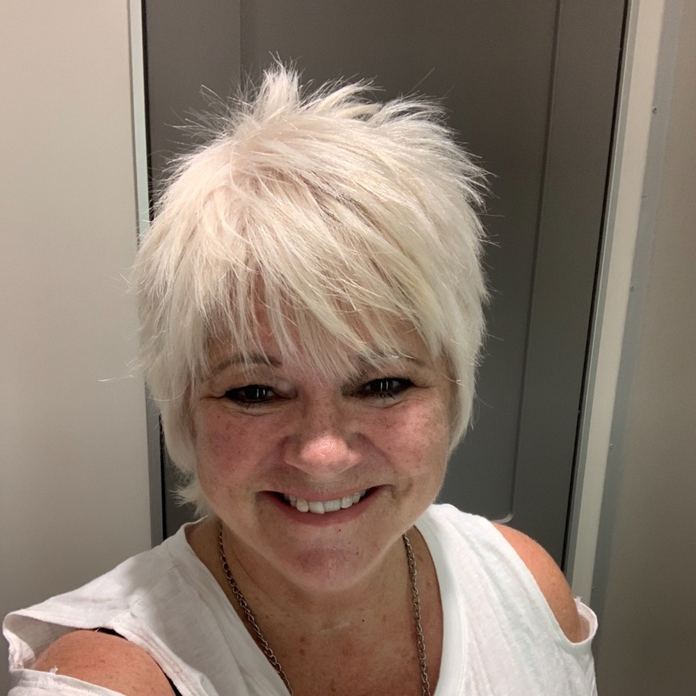 Meet your Posher, Beth